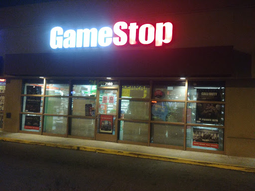 GameStop, 7160 Beverly Blvd, Los Angeles, CA 90036, USA, 