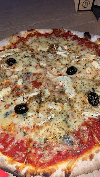 Plats et boissons du Pizzas à emporter Pizza Il Grano à Gardanne - n°7