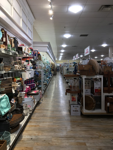 Department Store «HomeGoods», reviews and photos, 738 S Randall Rd, Algonquin, IL 60102, USA