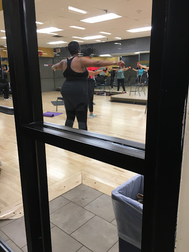 Gym «24 Hour Fitness», reviews and photos, 589 Tuckahoe Rd, Yonkers, NY 10710, USA