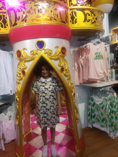 Shopping Mall «Willowbrook Mall», reviews and photos, 1400 Willowbrook Mall, Wayne, NJ 07470, USA