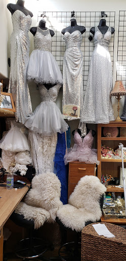 Bridal Shop «Hem and Her Bridal», reviews and photos, 4004 N Stone Ave, Tucson, AZ 85705, USA