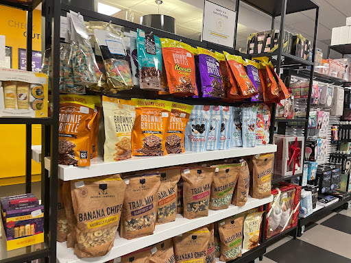 Shopping Mall «The Shops at Liberty Place», reviews and photos, 1625 Chestnut St, Philadelphia, PA 19103, USA