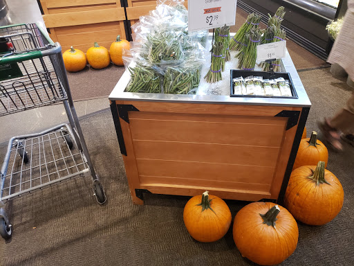 Grocery Store «Lunds & Byerlys Downtown Minneapolis», reviews and photos, 1201 Hennepin Ave, Minneapolis, MN 55403, USA