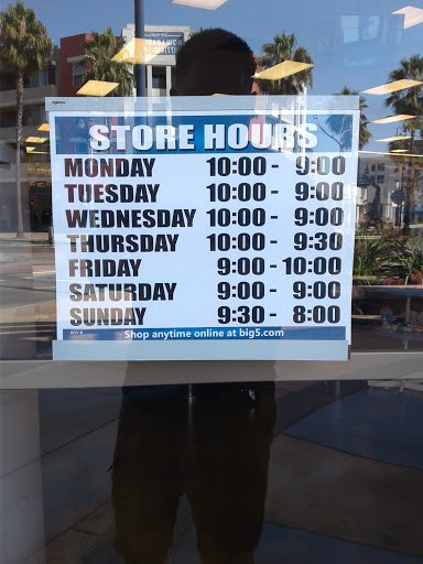 Sporting Goods Store «Big 5 Sporting Goods - Long Beach (4Th Street)», reviews and photos, 205 E 4th St B-115, Long Beach, CA 90802, USA