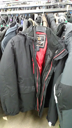 Clothing Store «Burlington Coat Factory», reviews and photos, 3475 Westdale Dr SW, Cedar Rapids, IA 52404, USA