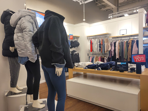 Clothing Store «Gap Outlet», reviews and photos, 1600 Saratoga Ave, San Jose, CA 95129, USA
