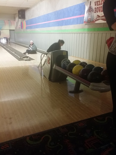 Bowling Alley «Cherry Hill Lanes», reviews and photos, 300 Inkster Rd, Dearborn Heights, MI 48127, USA