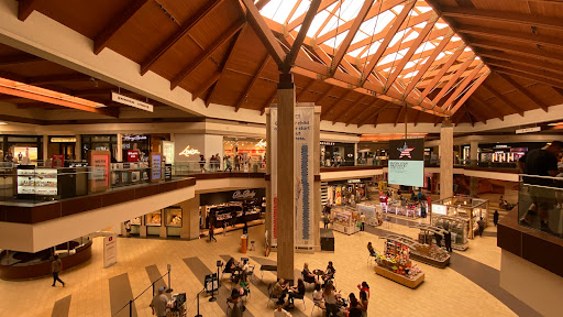 Apple Brea Mall image