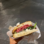 Photo n°1 de l'avis de Raphaël.a fait le 11/08/2022 à 12:52 sur le  All'antico Vinaio à Florence