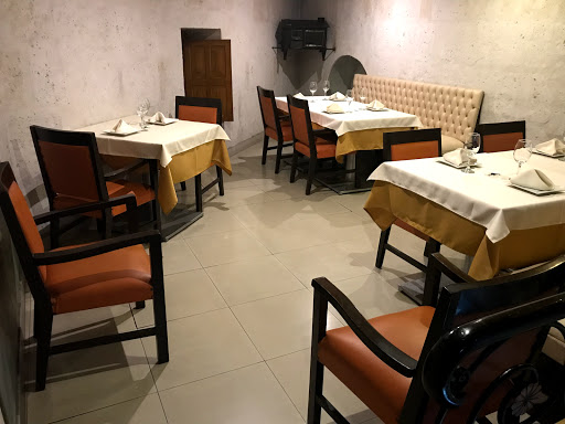 ARTHUR Restaurant