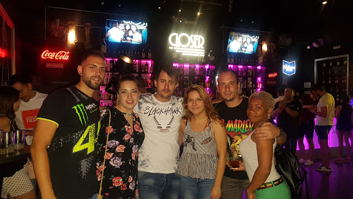 Discoteca Disco Bar Que Tomas  