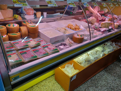 Supermercato Market Point Avetrana Via J. F. Kennedy, 89, 74020 Avetrana TA, Italia