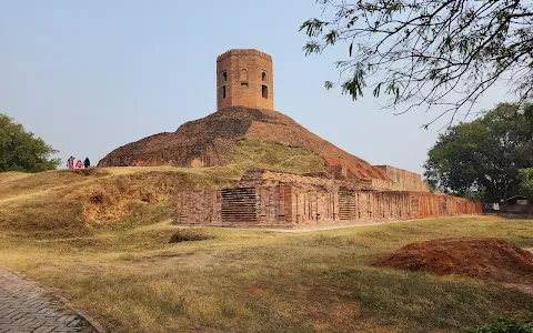 Chaukhandi Stupa image