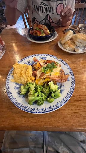 American Restaurant «Cracker Barrel Old Country Store», reviews and photos, 5100 Tiedeman Rd, Brooklyn, OH 44144, USA