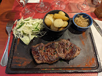 Plats et boissons du Restaurant français Le Mesturet à Paris - n°3