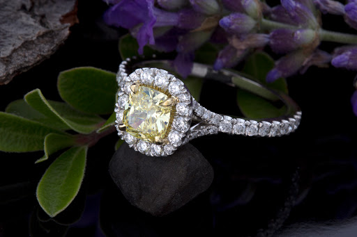 Jewelry Store «Katie O. Fine Jewelry», reviews and photos, 2707 Colby Ave, Everett, WA 98201, USA