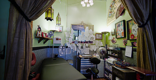 Tattoo Shop «Speakeasy Custom Tattoo», reviews and photos, 1935 1/2 W North Ave, Chicago, IL 60622, USA
