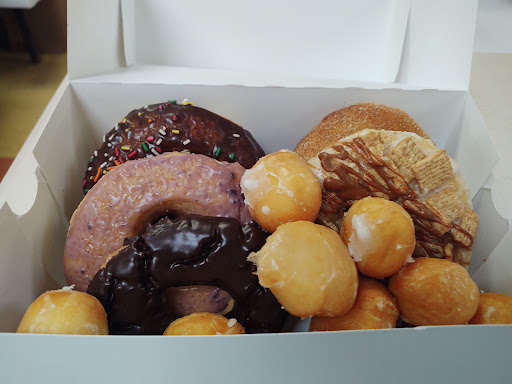 Donut Shop «Donut Maker», reviews and photos, 9625 E Arapahoe Rd, Greenwood Village, CO 80112, USA