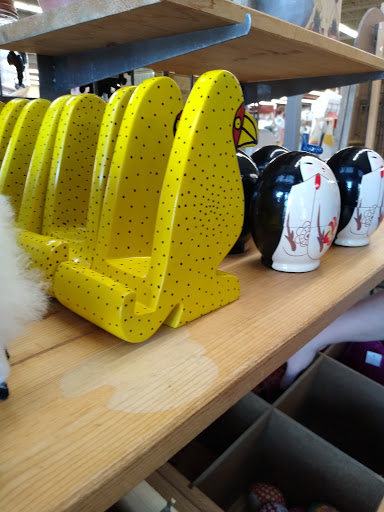 Furniture Store «Cost Plus World Market», reviews and photos, 535 Westport Rd, Kansas City, MO 64111, USA