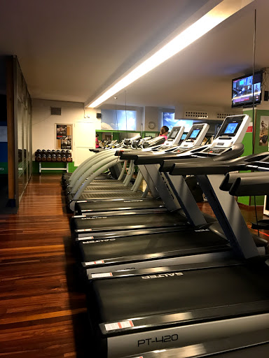 Clínica Veterinaria Poveda en Roquetas de Mar