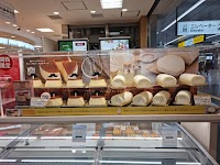 551蓬莱 新幹線新大阪駅店（新幹線改札内）