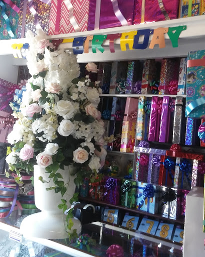 Florist «State Street Flowers & More», reviews and photos, 8401 State St, South Gate, CA 90280, USA