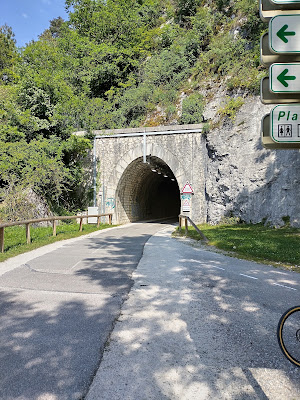 Tunnel de Duingt à Duingt