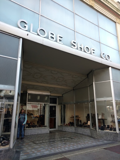 Globe Shoe Company