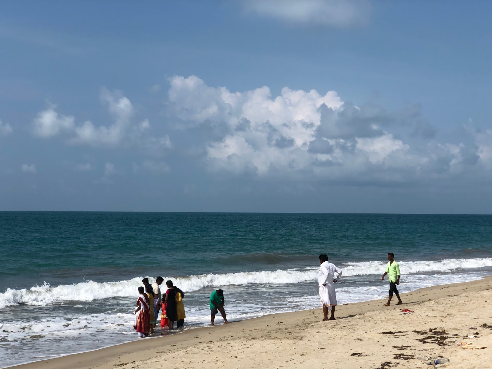 Valokuva Pondicherry Beachista. ja asutus