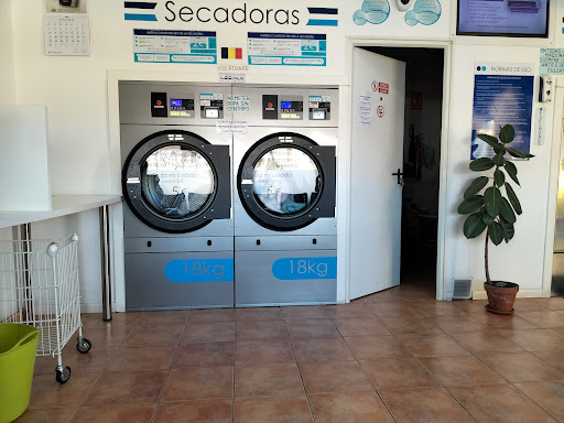 Lavandería Autoservicio Open Wash Almonte