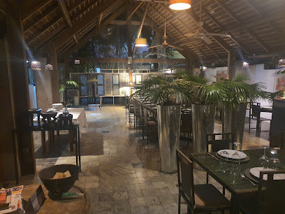 Restaurant Kajazoma - 9X5X+27F, Abidjan, Côte d’Ivoire