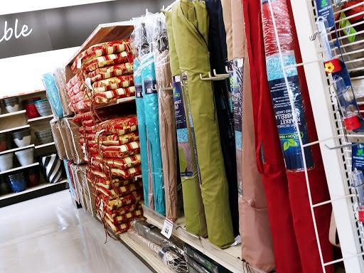 Discount Store «Big Lots», reviews and photos, 204 S Randall Rd, Elgin, IL 60123, USA