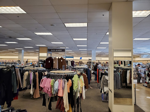 Department Store «Nordstrom Rack Gateway», reviews and photos, 9607 Research Blvd, Austin, TX 78759, USA