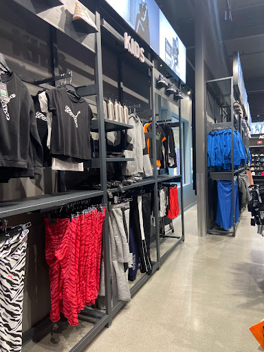 Shoe Store «PUMA», reviews and photos, 131-C Nut Tree Rd, Vacaville, CA 95687, USA