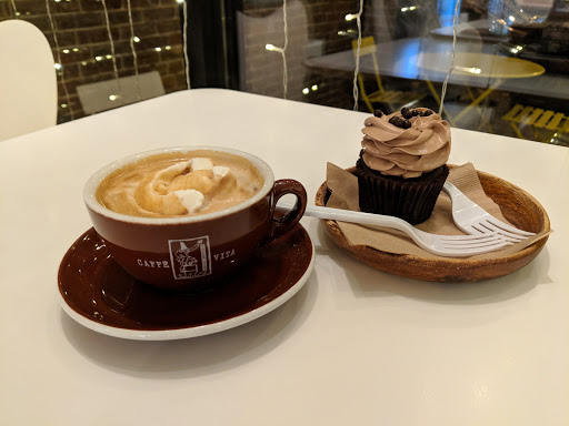 Bakery «Cream & Flutter», reviews and photos, 114 N Walnut St, Champaign, IL 61820, USA