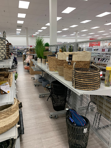 Clothing Store «Burlington Coat Factory», reviews and photos, 5766 Buford Hwy NE, Doraville, GA 30340, USA