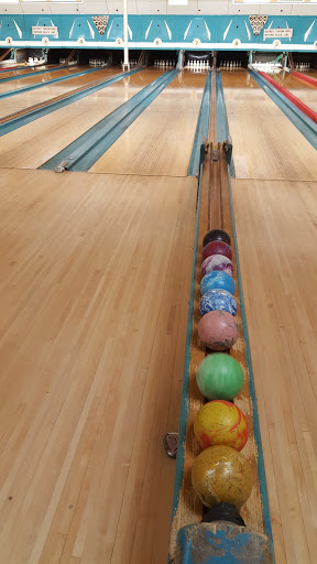 Bowling Alley «Laurel Duckpin Bowling Lanes», reviews and photos, 266 Main St, Winsted, CT 06098, USA