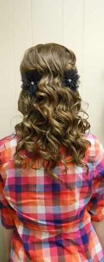 Beauty Salon «Stardust Beauty Salon», reviews and photos, 2840 Pennsylvania Ave, Dubuque, IA 52001, USA