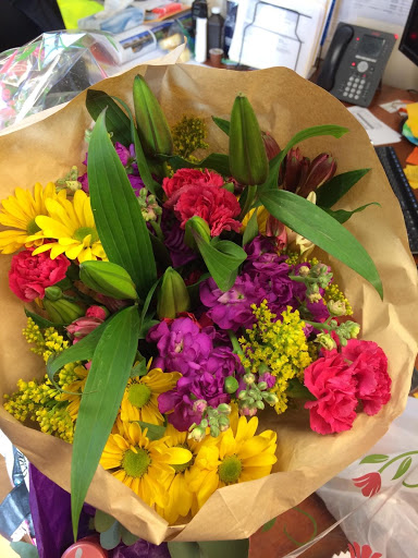 Connells Maple Lee Flowers & Gifts, 2033 Stringtown Rd, Grove City, OH 43123, USA, 