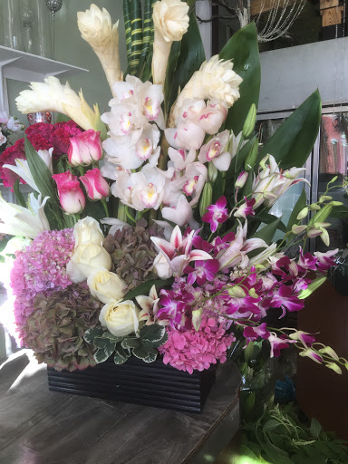 Florist «Spring Flowers», reviews and photos, 17921 Ventura Blvd, Encino, CA 91316, USA