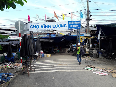 chợ Vĩnh Lương