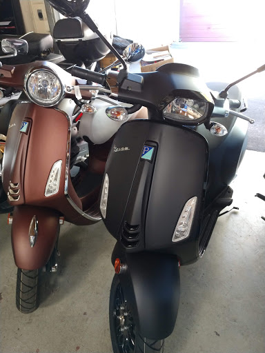 Motor Scooter Dealer «Revolution Moto», reviews and photos, 518 College Ave, Santa Rosa, CA 95404, USA