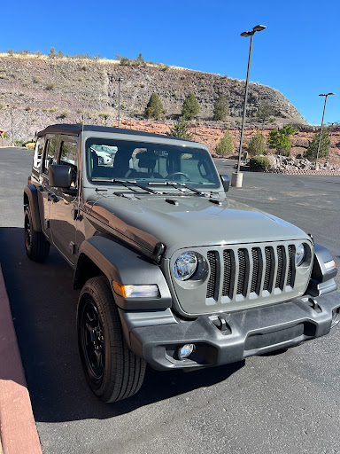 Car Dealer «York Dodge Chrysler Jeep RAM», reviews and photos, 500 Prescott Lakes Pkwy, Prescott, AZ 86301, USA