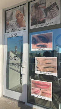 Bee Beautiful Salon/Spa - Photo 2 - Car repair in Houston, TX, Houston