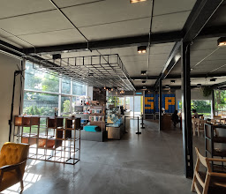 Café Amazon Jiffy Plus supermarket The Crystal\u200b PTT photo