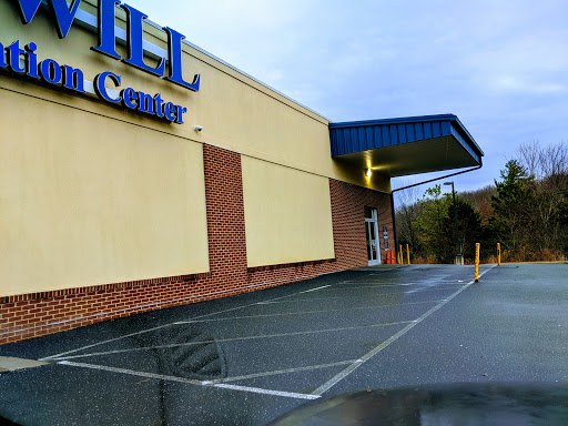 Thrift Store «Goodwill Store and Donation Center», reviews and photos, 85 Heritage Dr, Palmyra, VA 22963, USA