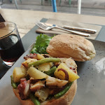 Photo n°4 de l'avis de Marianna.o fait le 30/08/2022 à 12:57 sur le  BŌL house Torino centro - La cucina nel pane à Turin