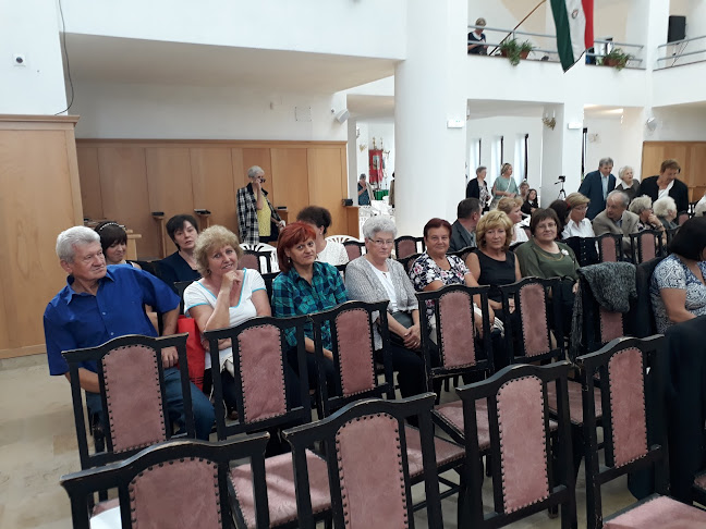 Opinii despre Szikszói Szentháromság templom în Szikszó - Templom