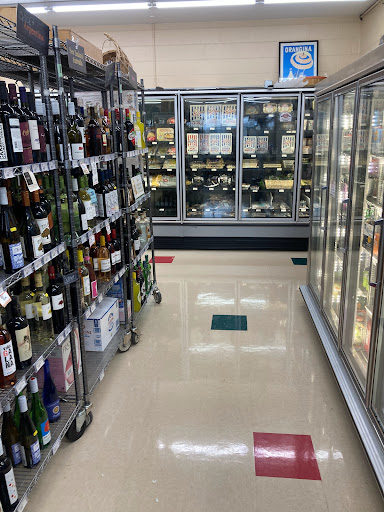 Italian Grocery Store «DeVitis Fine Italian Foods», reviews and photos, 560 E Tallmadge Ave, Akron, OH 44310, USA